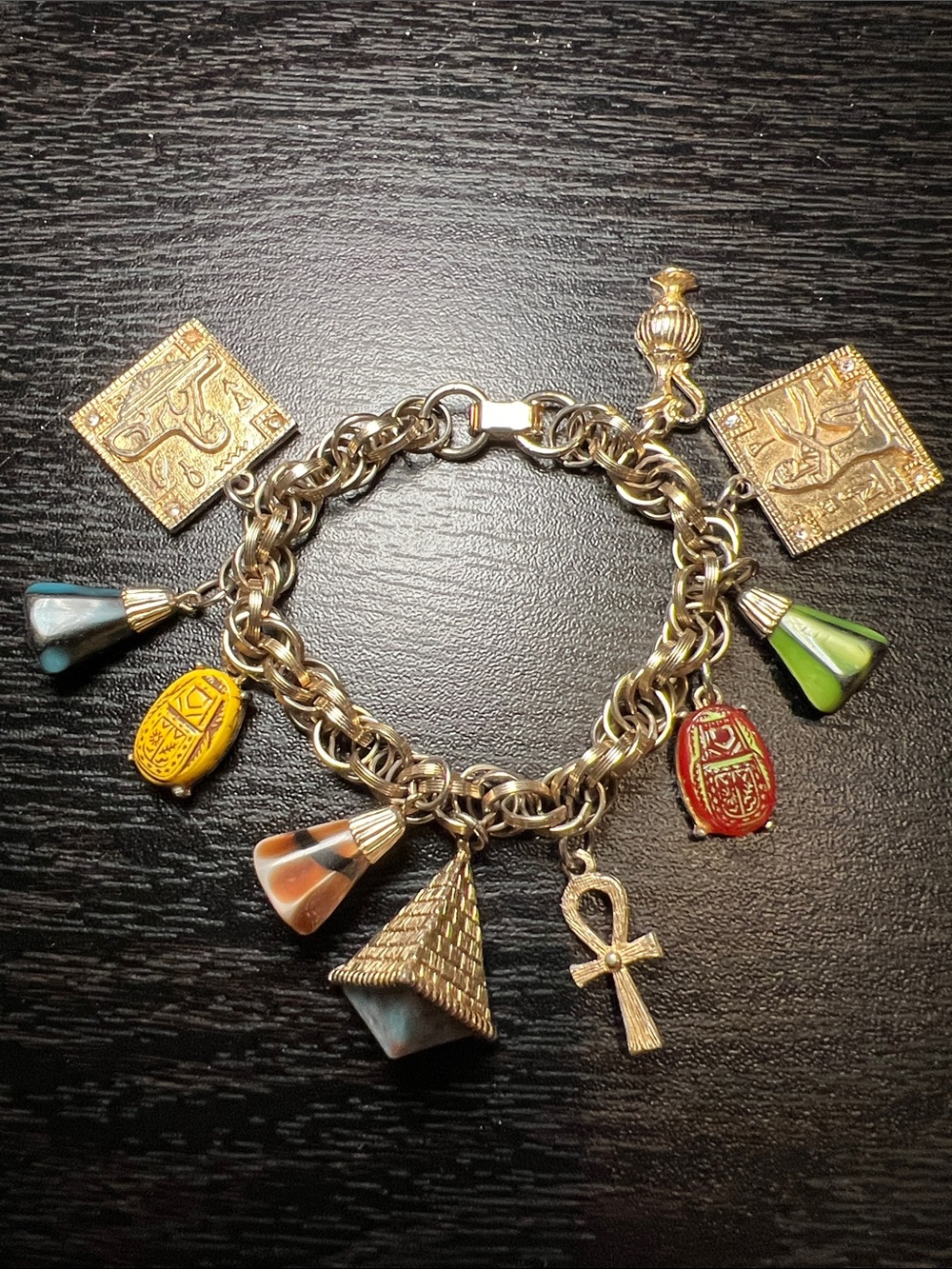 VTG Egyptian Revival Gold Czech Glass King Tut Scarab Ankh Fob Charm Bracelet
